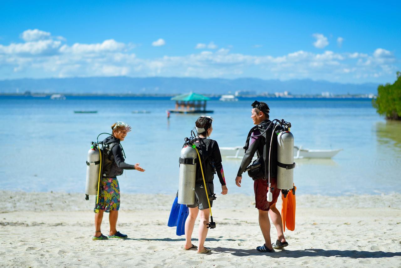 ホテルカサ ブランカ バイ ザ シー Olango Island エクステリア 写真